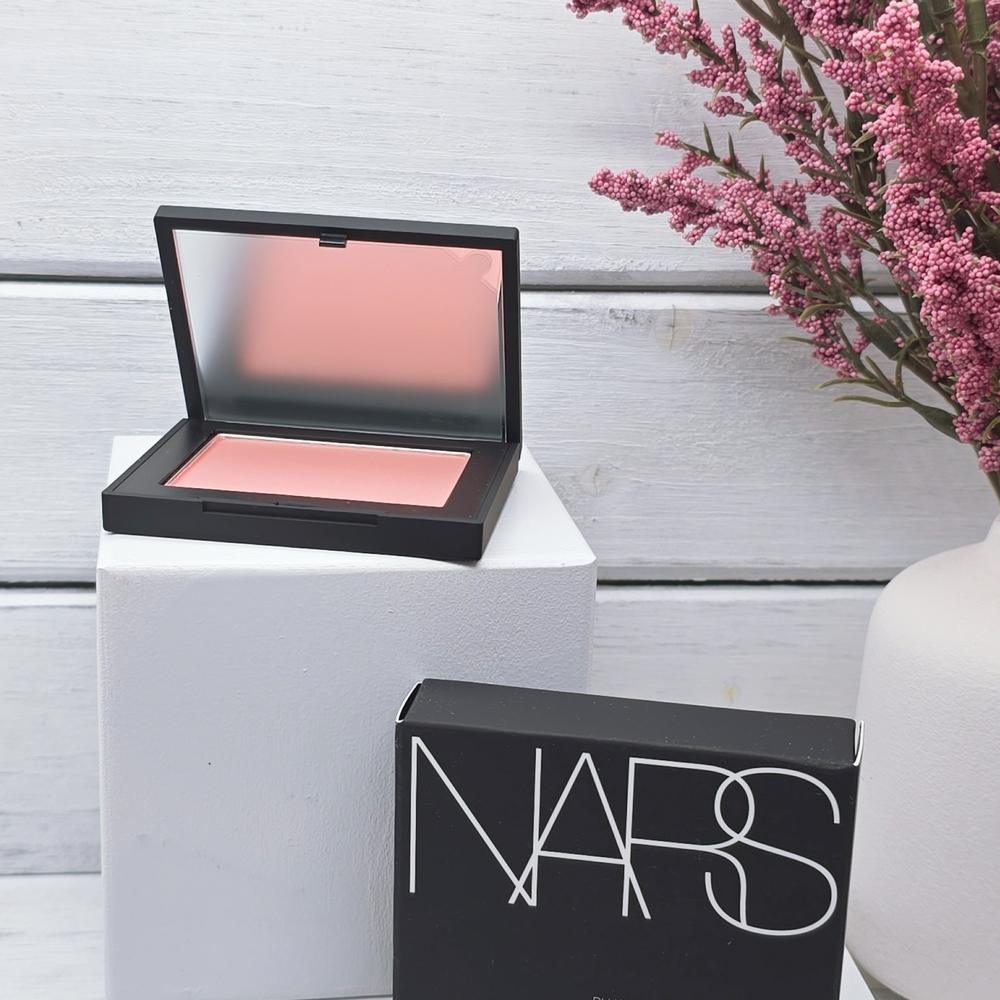 NARS Blush Compact In Deep Throat
